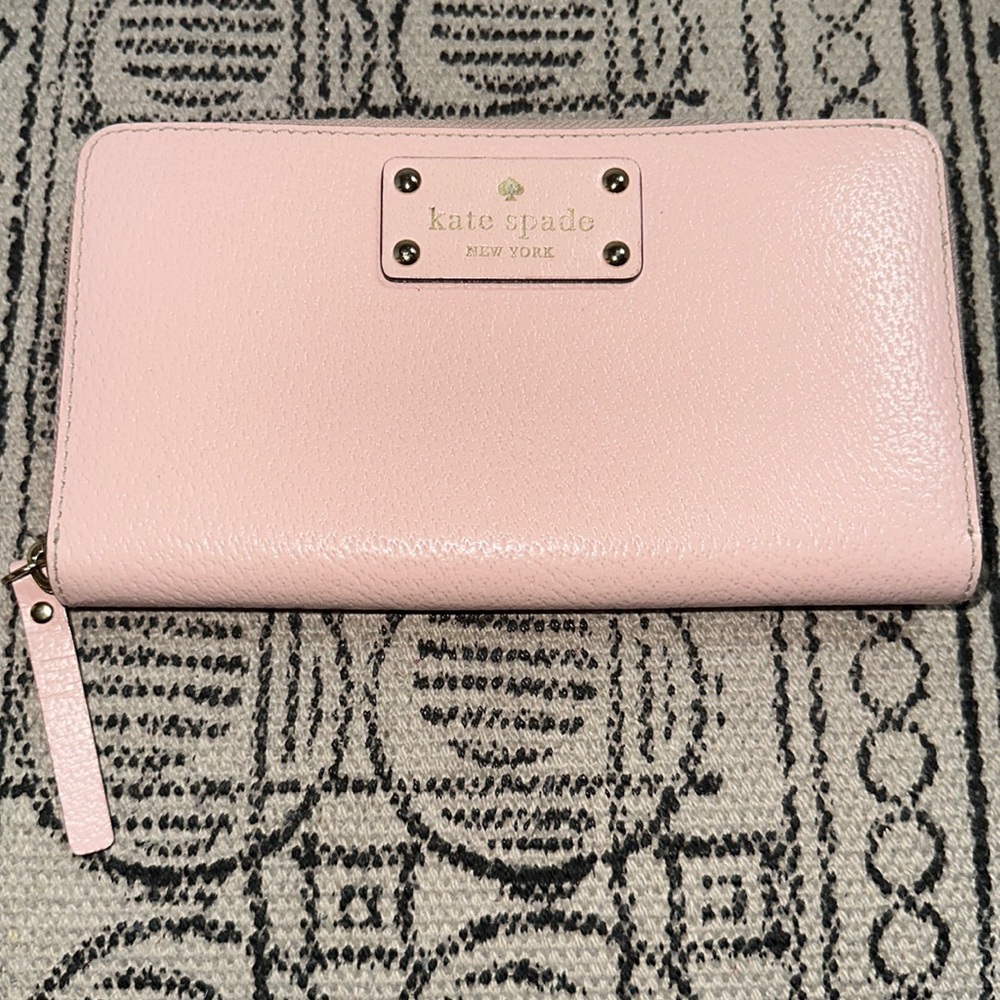 Kate Spade New York Neda Grove Street Pink Bonnet Wallet